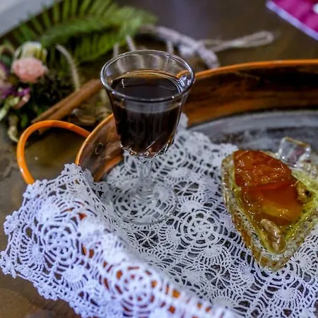 Filoxenia- Drakia Dhrákia