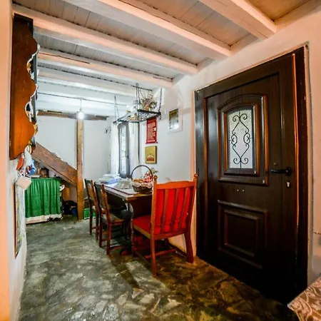 Holiday home Filoxenia- Drakia