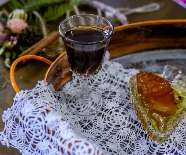 Filoxenia- Drakia Dhrákia