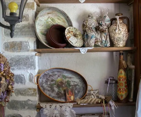 Filoxenia- Drakia * Dhrákia